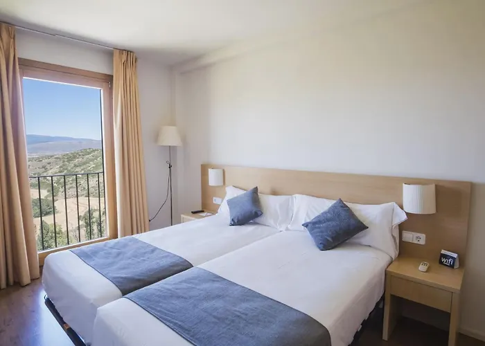 Alda Triskel Hotell 3*