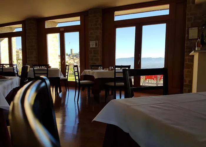 Hotell Alda Triskel Sos del Rey Católico